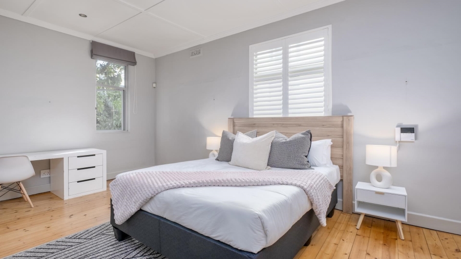 4 Bedroom Property for Sale in Bantry Bay Western Cape